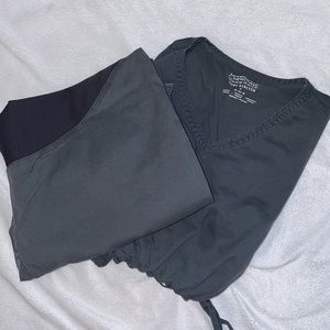Maternity scrub set